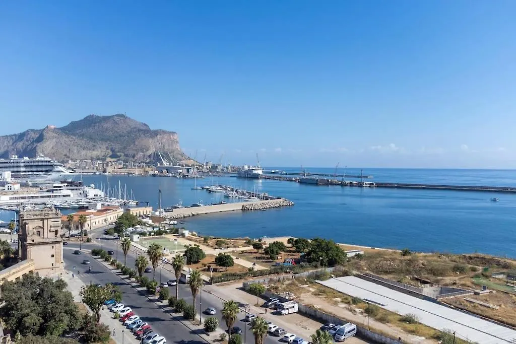 Holiday home Trinacria Luxury Suite Palermo Italy